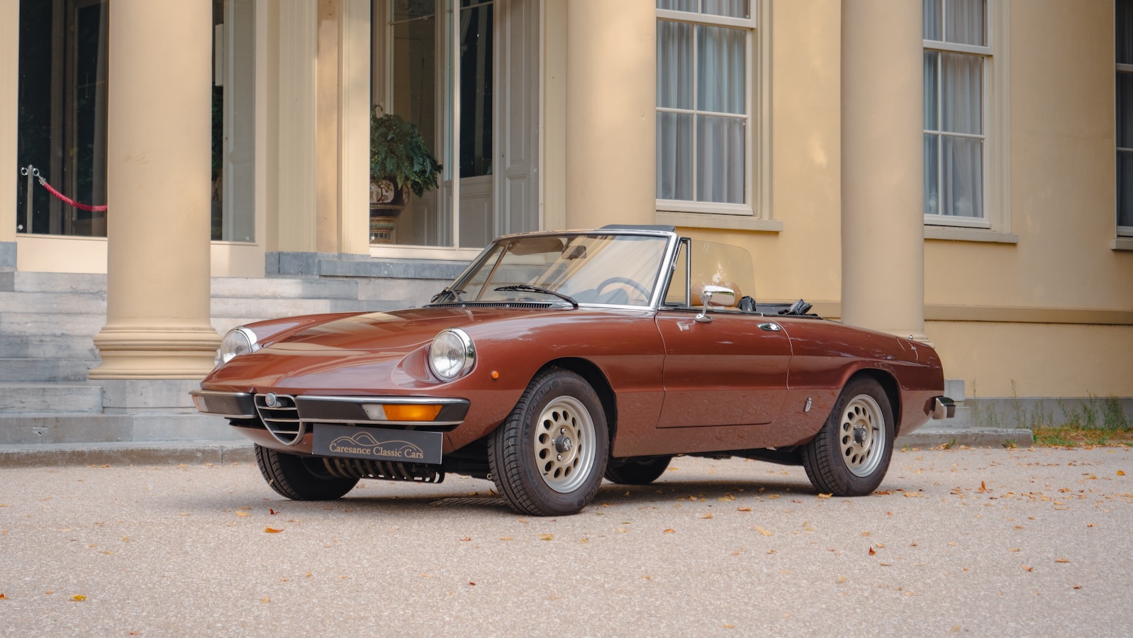 Alfa Romeo Spider 2000